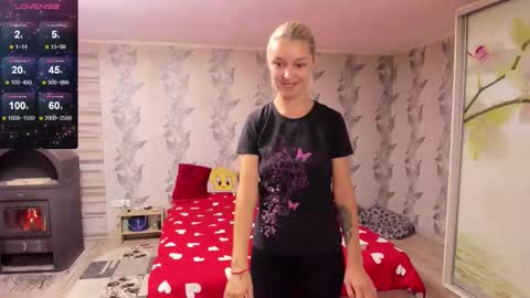 Snapshot of danamily chatting on 10-03-25, 09:06 Denisa personalized vinyl photo wallpaper 95-cm length 239-cm height with danamilys autograph or photo on request personaliz online show from 10-03-25, 09:06