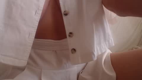 Snapshot of danaperfect chatting on 11-26-25, 10:27 Daniella online show from 11-26-25, 10:27