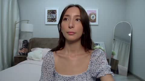 DanaRoges online show from 06-10-26, 06:45