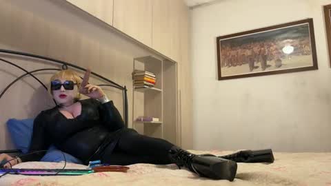 Snapshot of danastone_livingdoll chatting on 12-14-24, 03:36 danastone_livingdoll online show from 12-14-24, 03:36