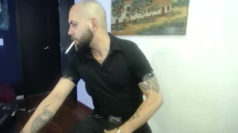 Snapshot of danbury44 chatting on 10-24-25, 08:16 danbury online show from 10-24-25, 08:16