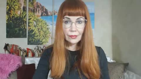 Snapshot of danceglory chatting on 01-13-26, 03:06 Danceglory online show from 01-13-26, 03:06