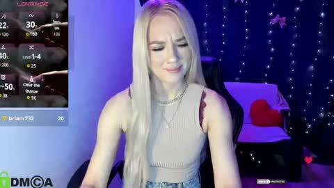 dances_queen online show from 06-24-26, 07:07