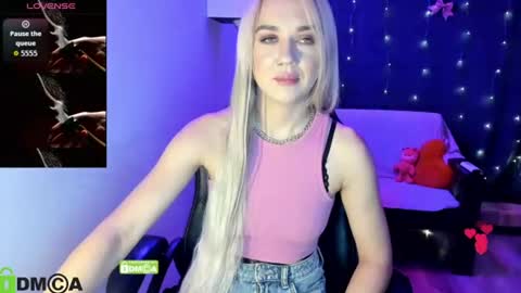 dances_queen online show from 07-06-26, 07:05