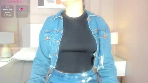 Daniela online show from 12-20-25, 10:11