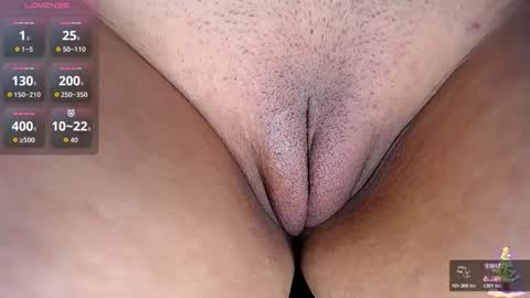 Snapshot of danette_deluxee chatting on 12-18-25, 11:38 danette_deluxee online show from 12-18-25, 11:38