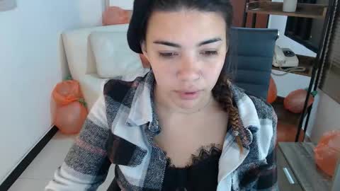 Veronica online show from 11-10-25, 11:09