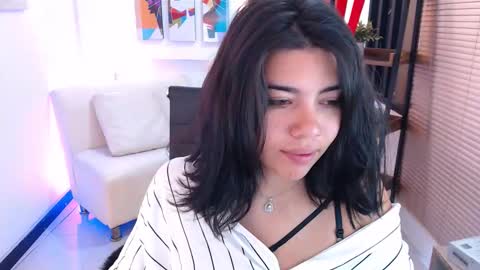 Veronica online show from 12-19-25, 11:28