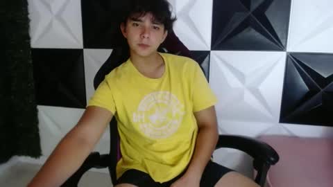 Snapshot of dani_cumboy chatting on 12-31-24, 03:55 dani_cumboy online show from 12-31-24, 03:55
