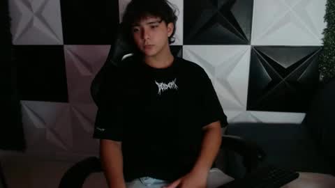 Snapshot of dani_cumboy chatting on 01-08-25, 02:25 dani_cumboy online show from 01-08-25, 02:25