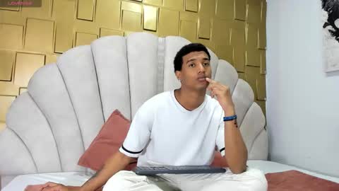 Snapshot of dani_dick_ chatting on 09-16-25, 02:34 Daniel online show from 09-16-25, 02:34
