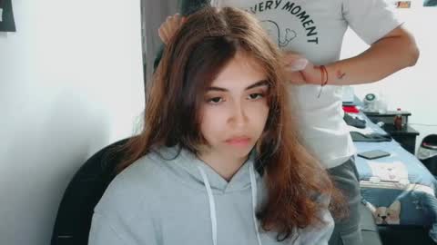 dani y jocelyn online show from 04-28-26, 11:21