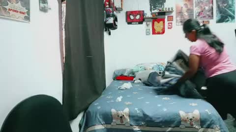 dani y jocelyn online show from 05-12-26, 06:38