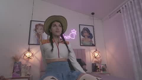   online show from 06-13-26, 07:01