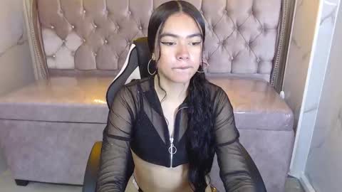 Snapshot of dania_b_ chatting on 10-17-25, 03:10 dania_b_ online show from 10-17-25, 03:10