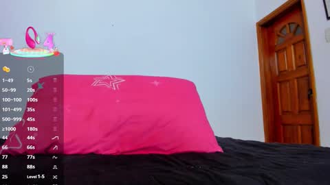 Snapshot of dania_wi chatting on 01-08-26, 02:14 DANIA online show from 01-08-26, 02:14