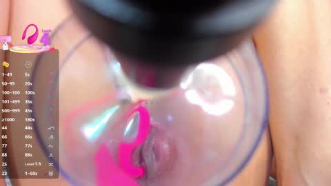 Snapshot of dania_wi chatting on 03-07-26, 03:03 DANIA online show from 03-07-26, 03:03