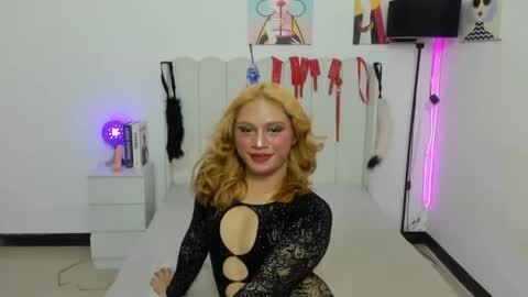 Snapshot of danica_riches chatting on 07-22-26, 10:56 Hello Everyone We are Danica Mia online show from 07-22-26, 10:56
