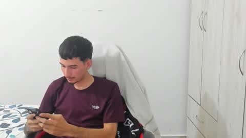 Snapshot of daniel_443 chatting on 11-14-25, 08:29 DANIEL online show from 11-14-25, 08:29