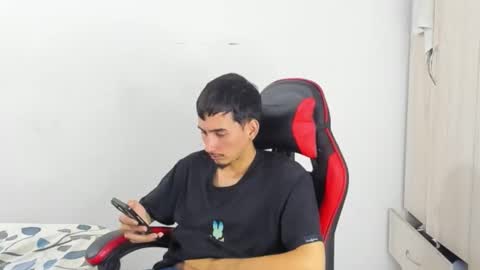 Snapshot of daniel_443 chatting on 11-26-25, 03:07 DANIEL online show from 11-26-25, 03:07