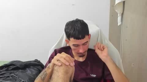 Snapshot of daniel_443 chatting on 12-01-25, 06:35 DANIEL online show from 12-01-25, 06:35