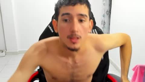 Snapshot of daniel_443 chatting on 04-01-26, 11:24 DANIEL online show from 04-01-26, 11:24