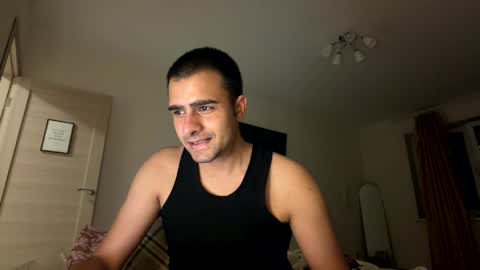 Snapshot of daniel_ice chatting on 05-20-26, 08:04 Daniel online show from 05-20-26, 08:04