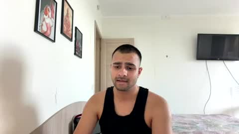 Snapshot of daniel_ice chatting on 07-12-26, 01:24 Daniel online show from 07-12-26, 01:24