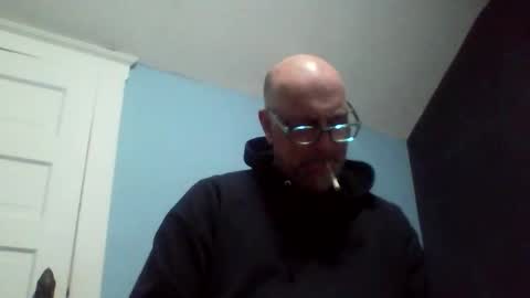 Snapshot of daniel_lbc chatting on 10-16-25, 04:46 Daniel online show from 10-16-25, 04:46