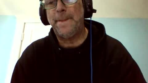 Snapshot of daniel_lbc chatting on 11-13-25, 06:07 Daniel online show from 11-13-25, 06:07