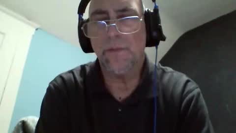 Snapshot of daniel_lbc chatting on 11-22-25, 02:54 Daniel online show from 11-22-25, 02:54