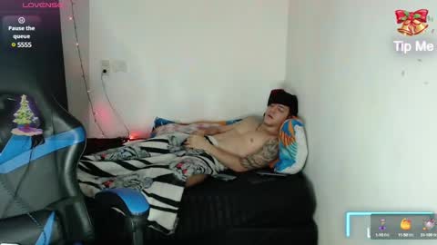 Snapshot of daniel_vargas5 chatting on 12-11-24, 04:28 Daniel online show from 12-11-24, 04:28