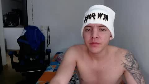 Snapshot of daniel_vargas5 chatting on 12-29-24, 07:28 Daniel online show from 12-29-24, 07:28