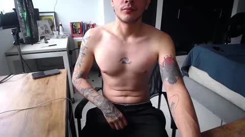 Snapshot of daniel_velez26 chatting on 03-27-26, 01:11 daniel_velez26 online show from 03-27-26, 01:11