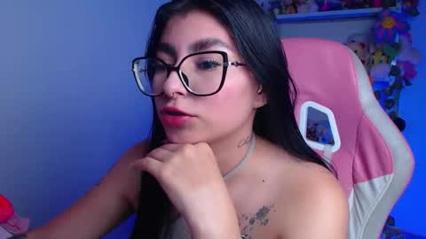 DANIELA online show from 11-29-25, 01:41