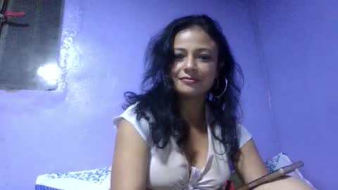 Snapshot of daniela_love1 chatting on 01-14-26, 12:27 daniela_love1 online show from 01-14-26, 12:27