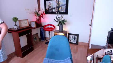 Daniela online show from 12-02-25, 07:31