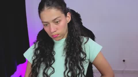 daniela_rivasthl online show from 07-16-26, 05:57
