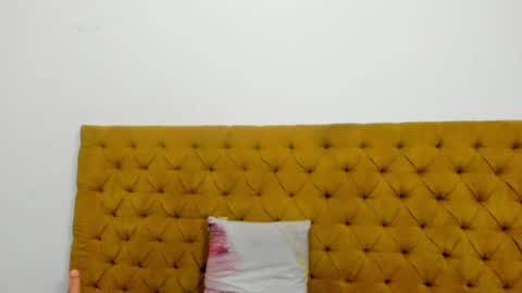 Snapshot of daniela_spencerr chatting on 06-19-26, 11:03 DANIELA online show from 06-19-26, 11:03