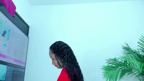 Snapshot of daniela_spencerr chatting on 07-23-26, 10:46 DANIELA online show from 07-23-26, 10:46