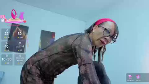 Snapshot of daniela_xue chatting on 03-12-26, 10:05 lorena online show from 03-12-26, 10:05