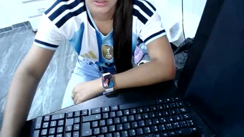 danielaa_foxx online show from 07-20-26, 12:14