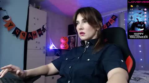 Daniela Cooper online show from 11-02-25, 04:53