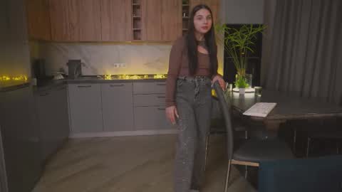 Hi my name is Daniela Im new here but I really like to chat online show from 11-05-25, 05:24