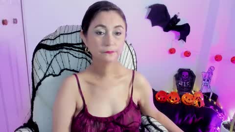 Daniela online show from 10-19-25, 06:03