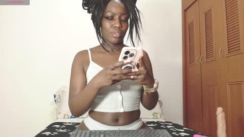 Snapshot of danielamorgan chatting on 12-01-24, 07:47 Danielamorgan online show from 12-01-24, 07:47