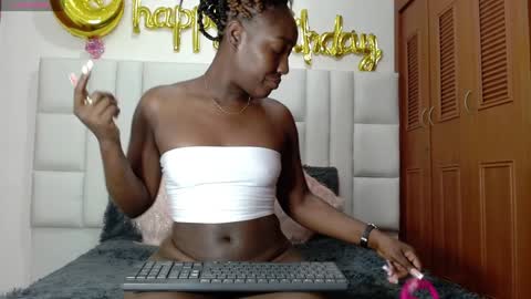 Snapshot of danielamorgan chatting on 01-30-25, 06:24 Danielamorgan online show from 01-30-25, 06:24