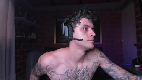 Daniele Bunny online show from 11-26-25, 05:36