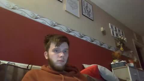 Snapshot of danieleverett42 chatting on 09-26-25, 02:15 danieleverett42 online show from 09-26-25, 02:15