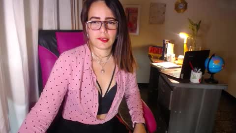 Angie online show from 03-25-26, 02:12